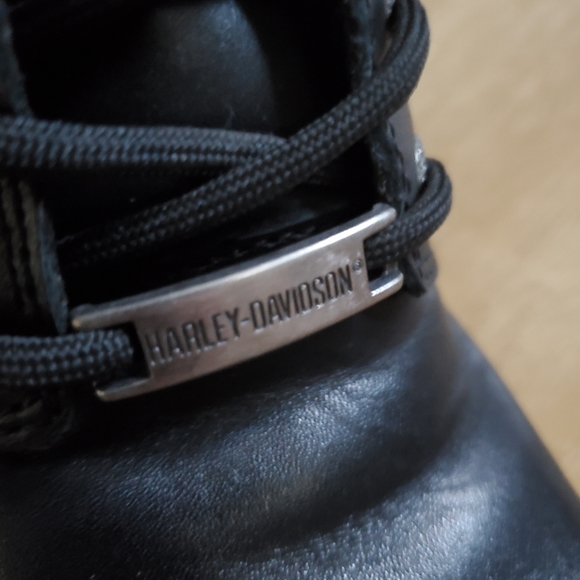 Harley-Davidson® Women's Jocelyn 5.5-In Black Leather Motorcycle Boots. D83775 - Picture 6 of 8